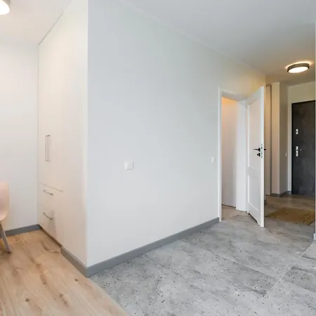 Warta By Renters Apartment