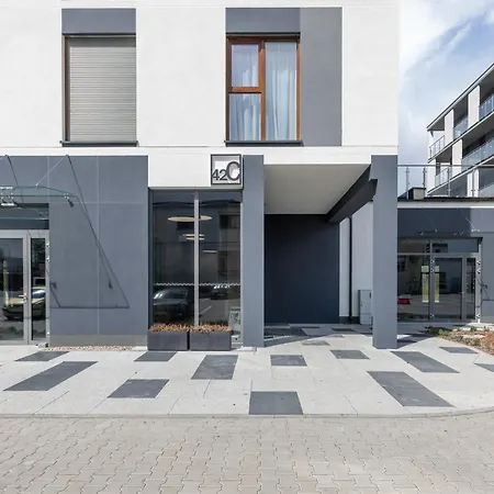 Apartment Warta By Renters